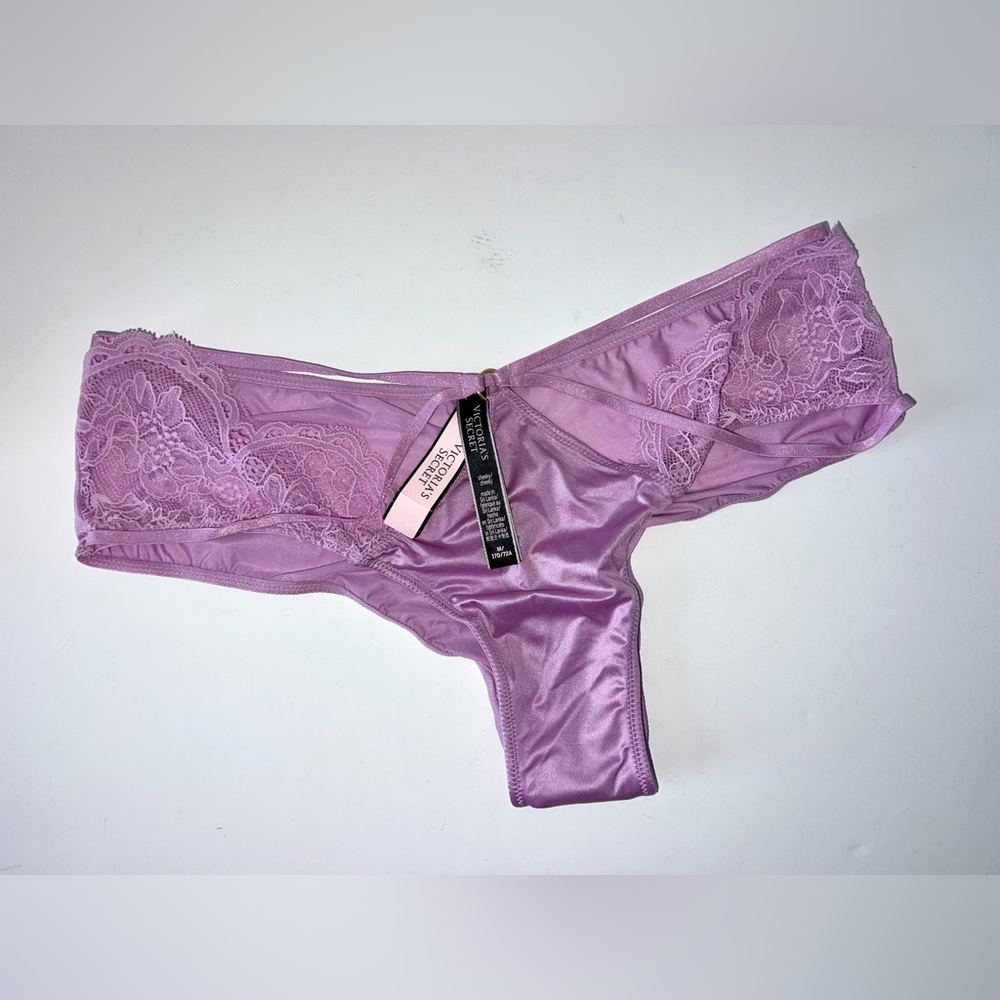 NWT Vs Very sexy strappy lace cheeky Panty Lilac Medium
